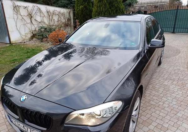 BMW Seria 5 cena 45900 przebieg: 239800, rok produkcji 2011 z Krynki małe 137